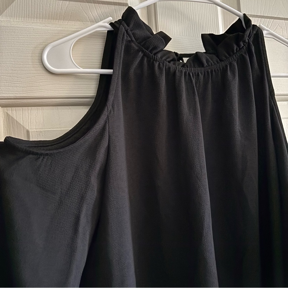 NWT Cold Shoulder Black Ruffled Top